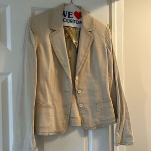 Tahari blazer